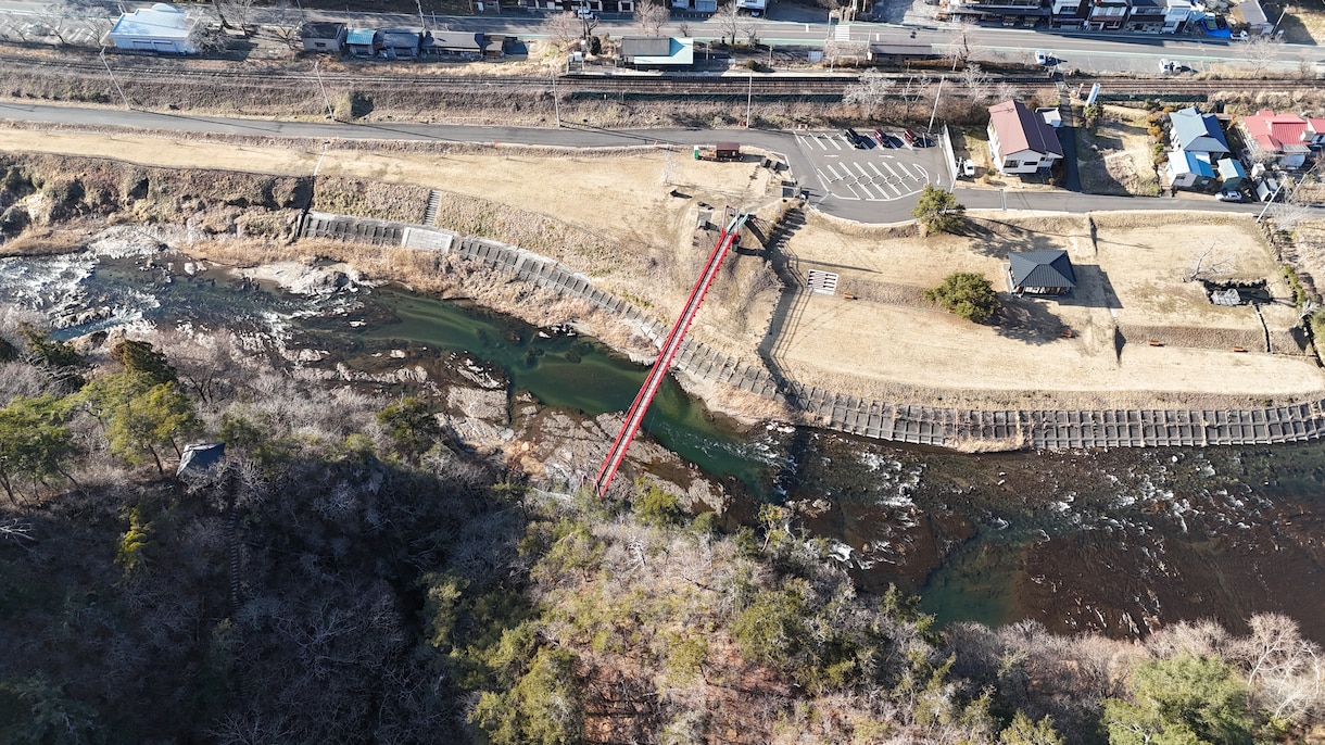 福島県及び隣県でドローン空撮承ります ドローンを使用して空から動画、写真撮影、点検などを行えます！ イメージ6