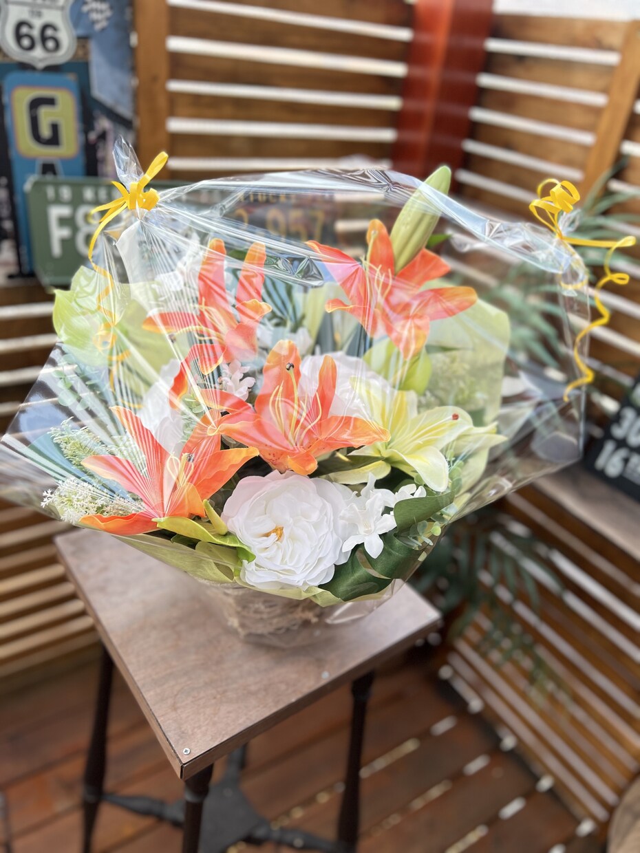 造花の花束・フラワーアレンジお作り致します 枯れないお花でプレゼント用の花束お作り致します•*・ イメージ7