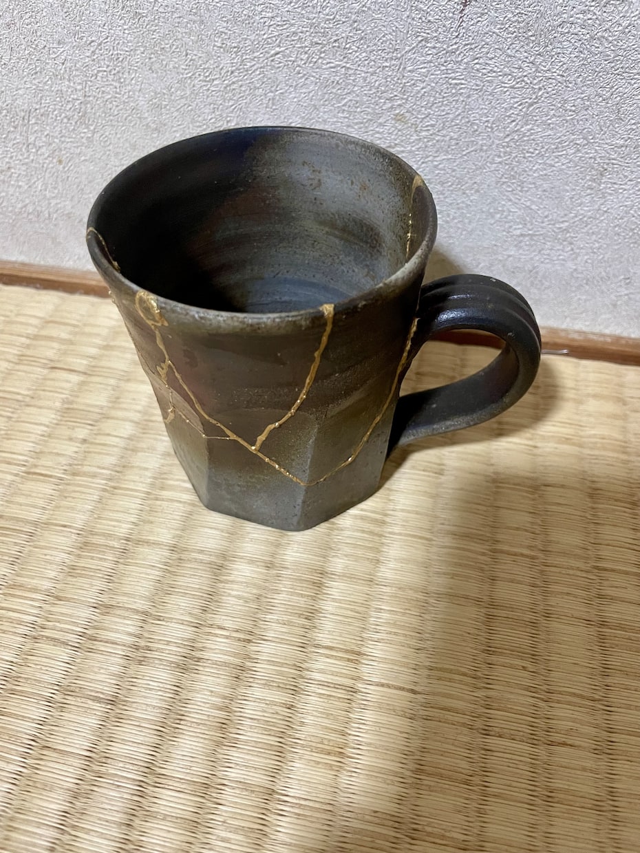 電子レンジ、食洗機OK！食器を金継ぎ風修理します より速くより強い現代風金継ぎの依頼ならお任せください。 イメージ2