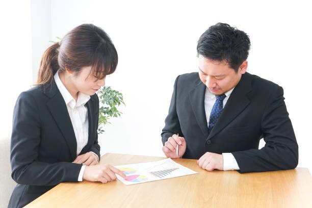 後輩から土日も仕事の相談が来るほど依存されます 異性の後輩から、1対1で仕事の相談されるほど必要とされます イメージ1
