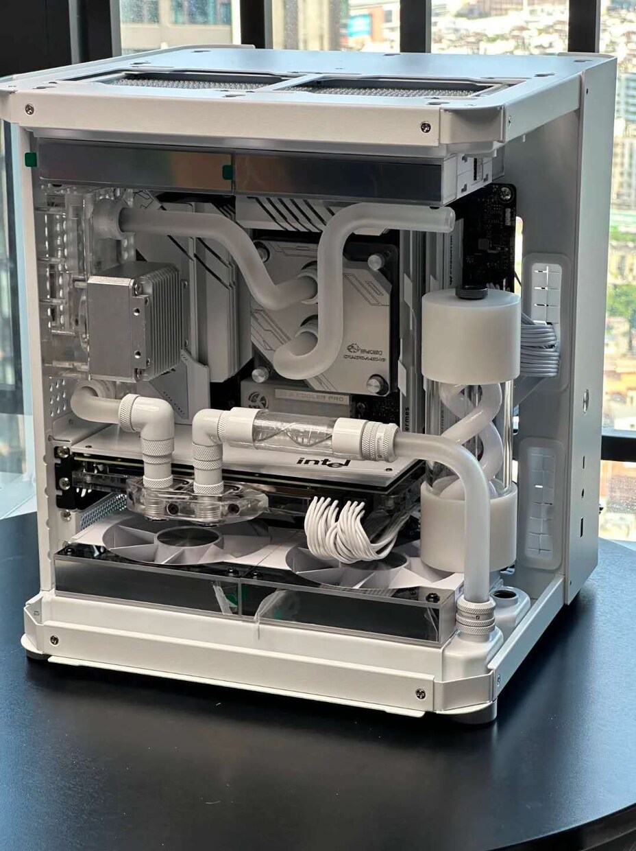 パーツ選定〜自作PC組立代行まで承ります 夢の PC、おまかせで！自作 PC、プロの技で！ イメージ1