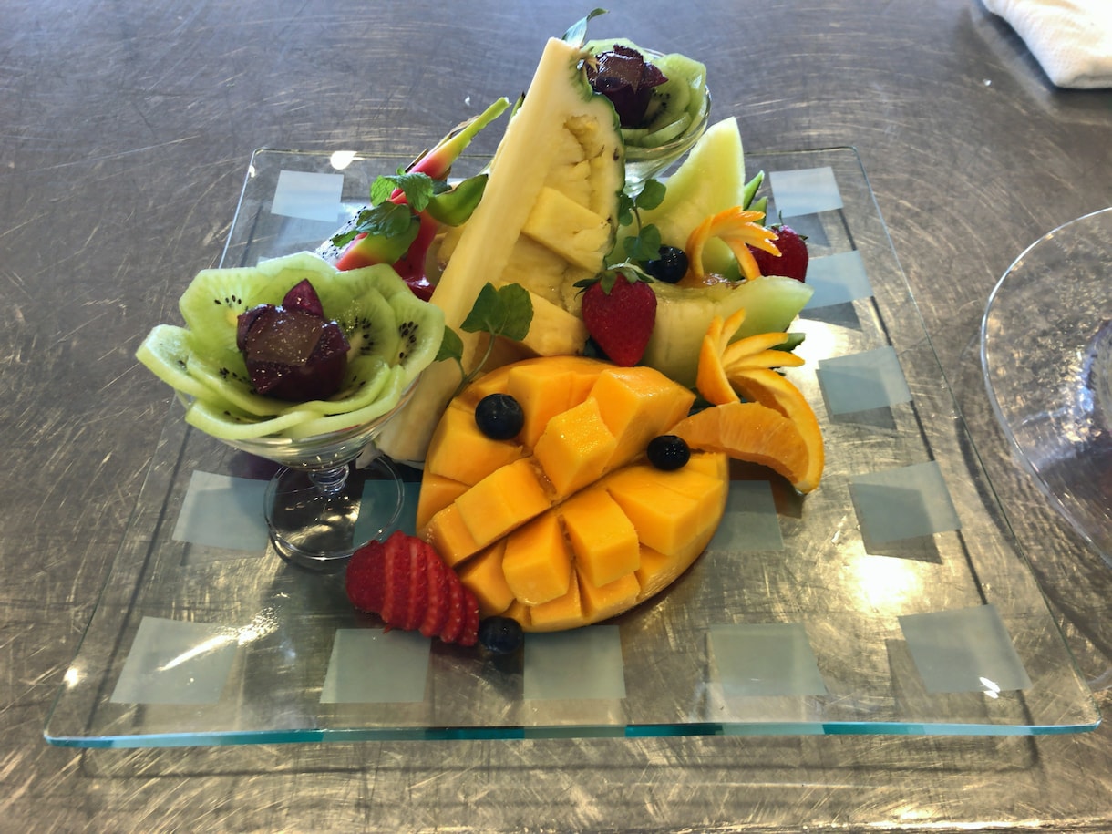 初心者向けフルーツカットのレッスンをします 料理初心者料理が苦手な方でもオシャレなフルーツカットができる イメージ5
