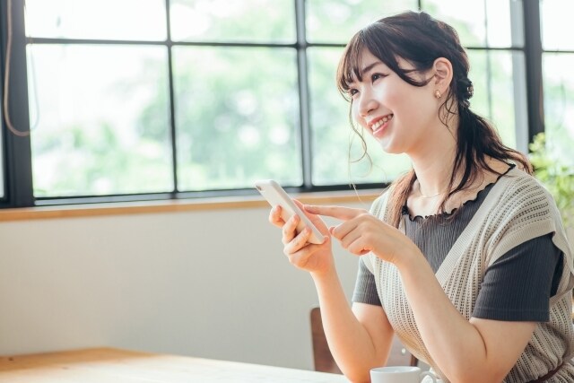 うんうん、と聞いて、うなずきます 評価しない。否定しない。ため息でも武勇伝でも、ゆるく聞きます イメージ3