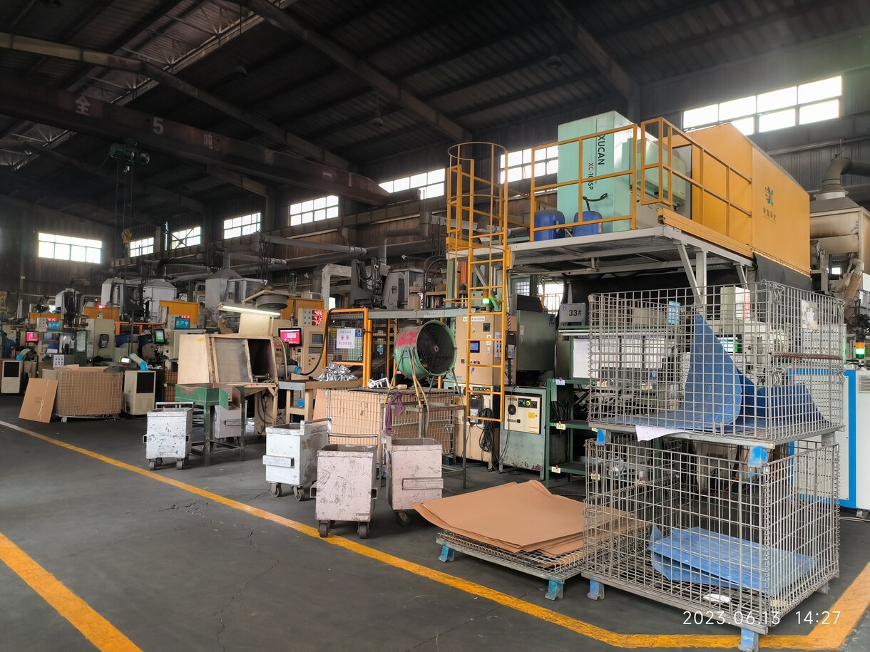 サ12)鋳造製品の設計試作から量産まで対応します ダイキャスト法での製品開発から納品まで一気にサポートします。 イメージ9