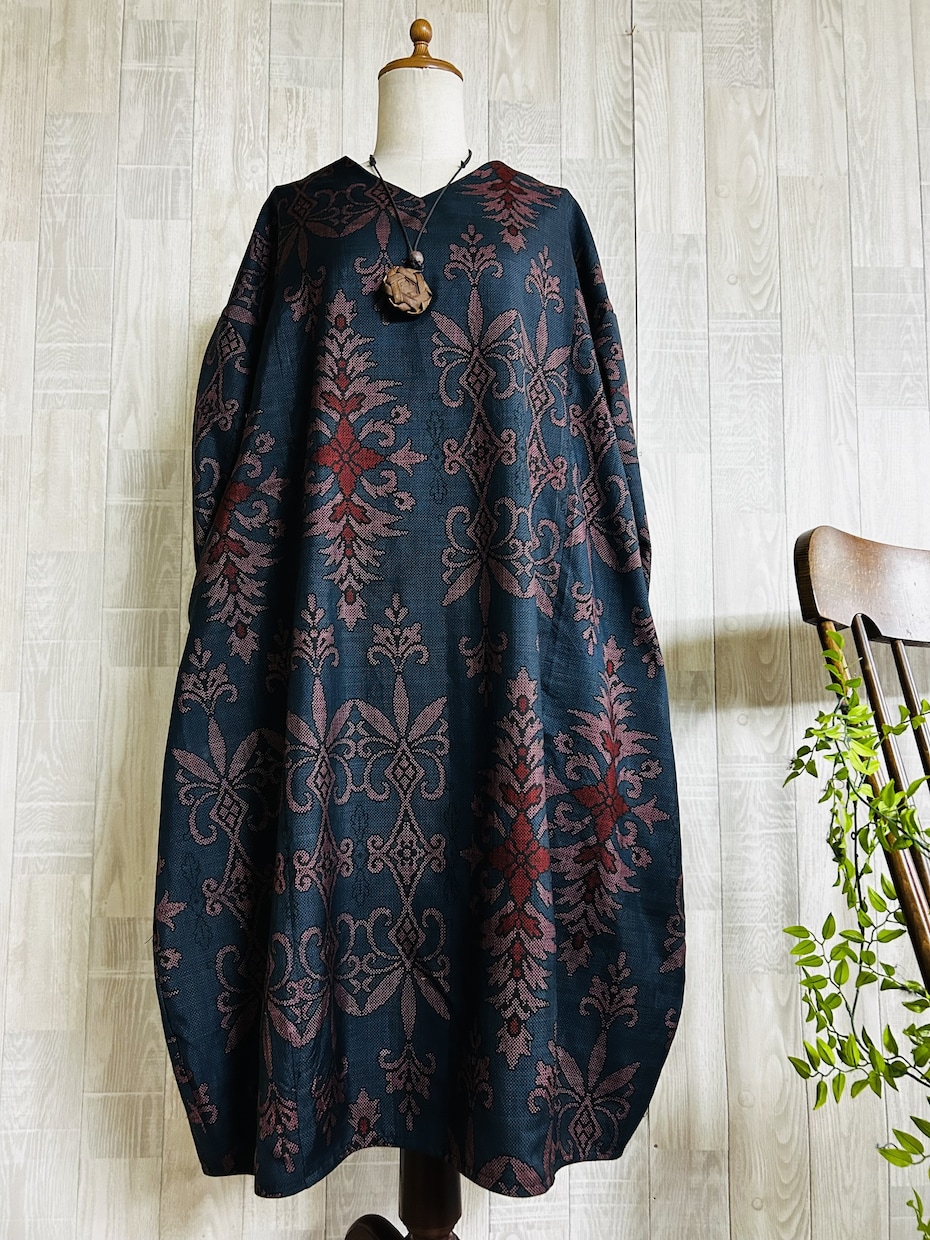 着物リメイクのオーダーいたします 大切なお着物を、新たな洋服へとリメイクしてお届けいたします イメージ3