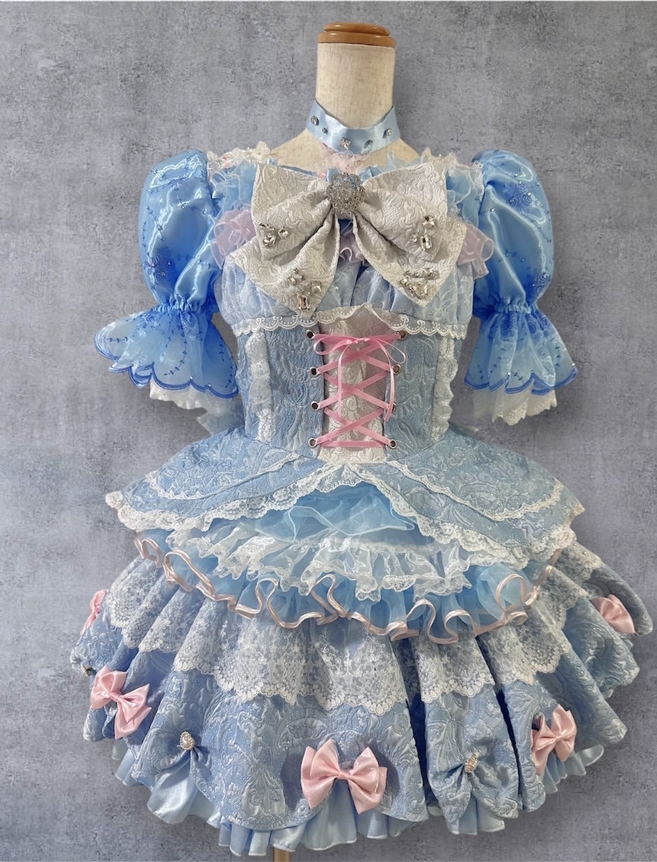 世界観重視のアイドル・コンカフェ衣装制作します フリルとレースにこだわった一着を制作します イメージ1