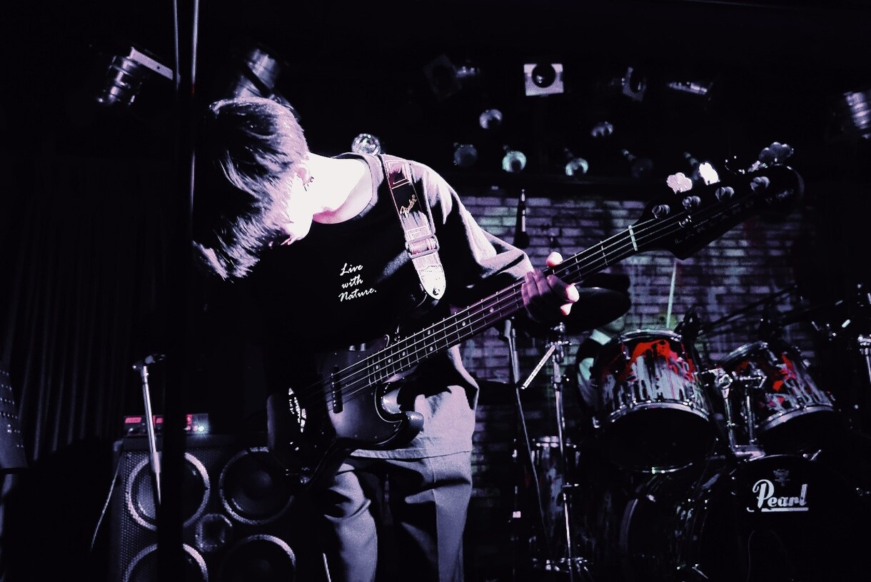 CD音質レベルでベースの音入れをします 学生、初心者作曲家さんのお手伝いをさせてください。 イメージ1