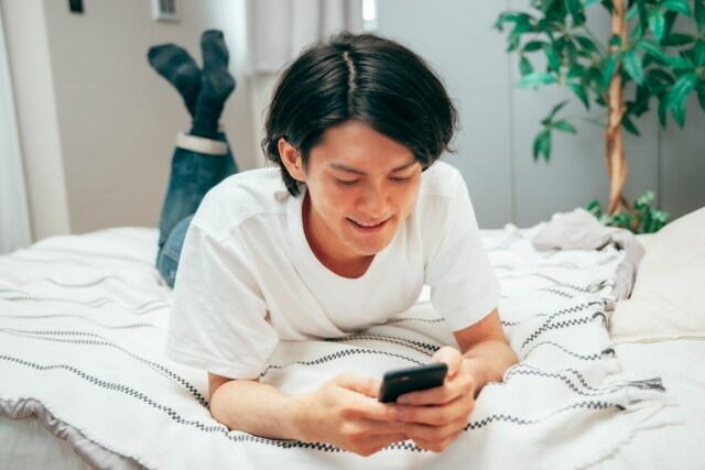 うんうん、と聞いて、うなずきます 評価しない。否定しない。ため息でも武勇伝でも、ゆるく聞きます イメージ6