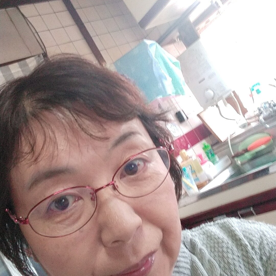 悩んでるお客様に、愛あるアドバイスをします 霊感タロット占いで、お客様に結果及びアドバイスをします。 イメージ1