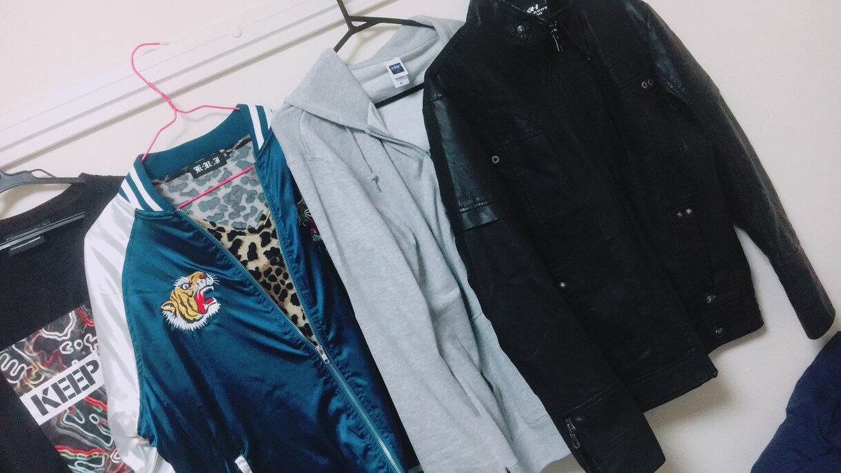 フリマアプリで衣類を高くて売れる方法を教えます 着なくなった服が多い方など子供が大きくなり子供服を売りたい方 イメージ1