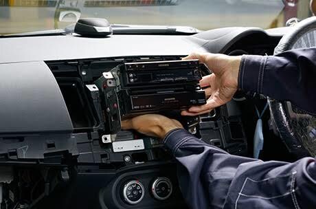 初心者向けのカーナビ等の設置の仕方を教えます 愛車高いカーナビ工賃を自分で気楽に設置 イメージ2