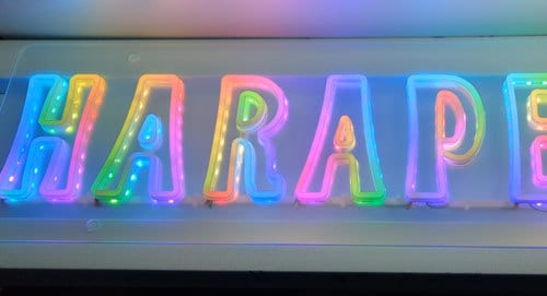 LEDでポップ目立ちます 目立ちたい、目立たせたい！その一瞬のチラ見の目線を釘付けに イメージ1