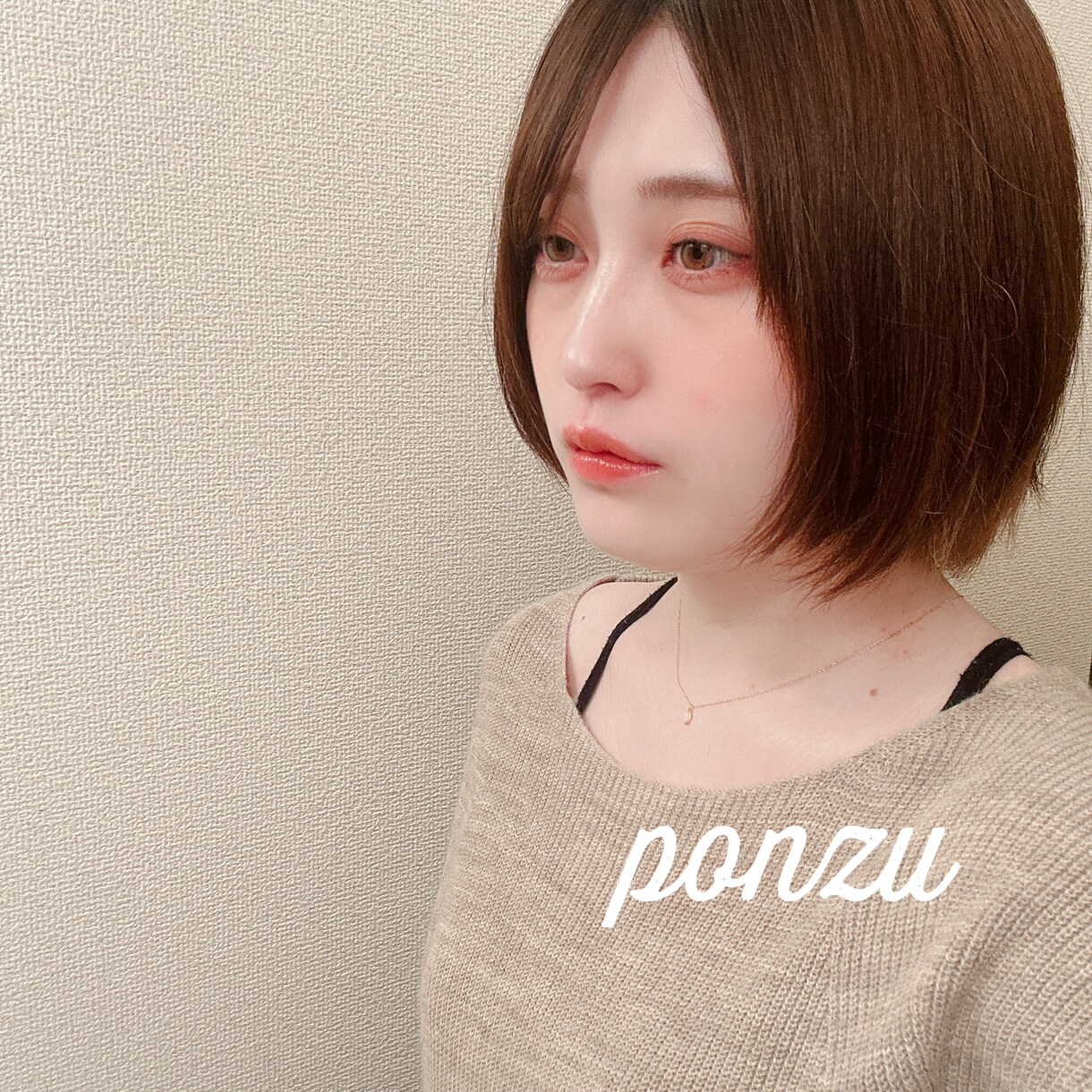 自撮り画像(素材)をご提供します 希望の表情、ポーズでの自撮り画像をご提供します。 イメージ4