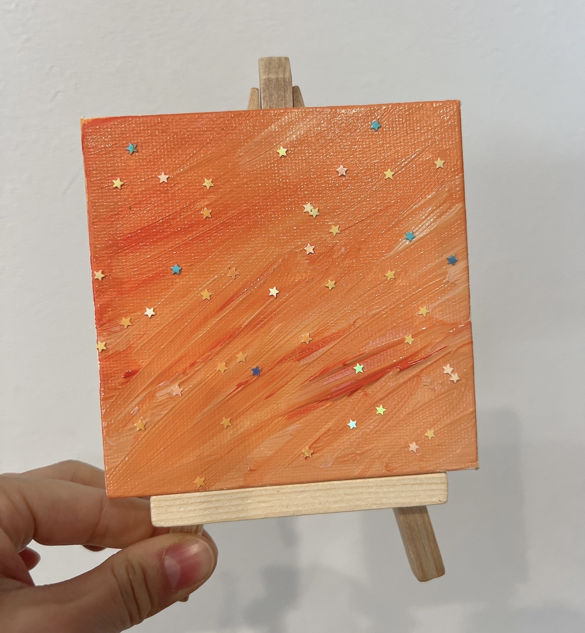 星が舞うオレンジの癒しアート｜ミニキャンバスします 【一点物原画】オリジナル手描き イメージ1