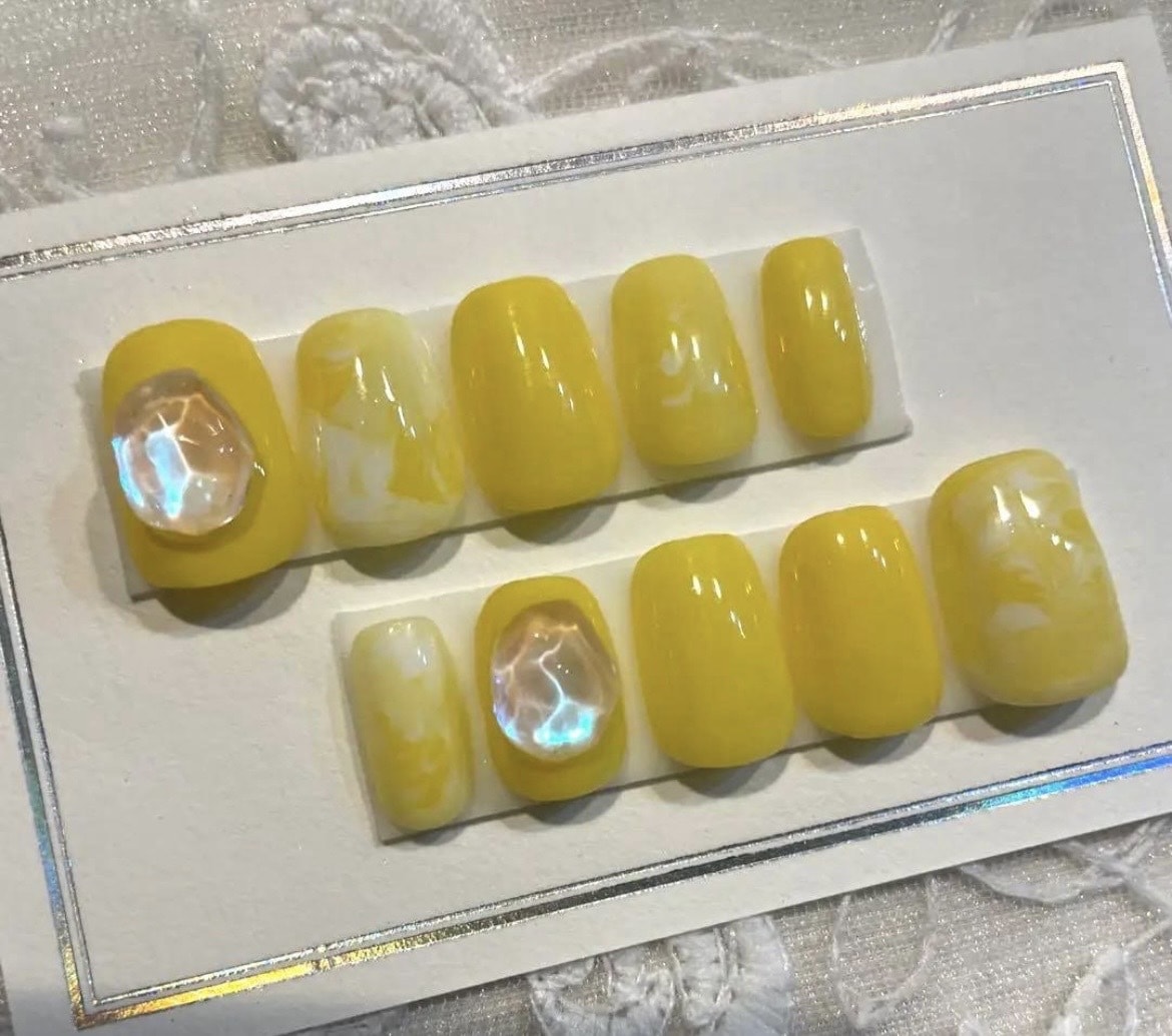 現品③販売しています ネイルチップご購入で無料占い付いてきます☆ イメージ1