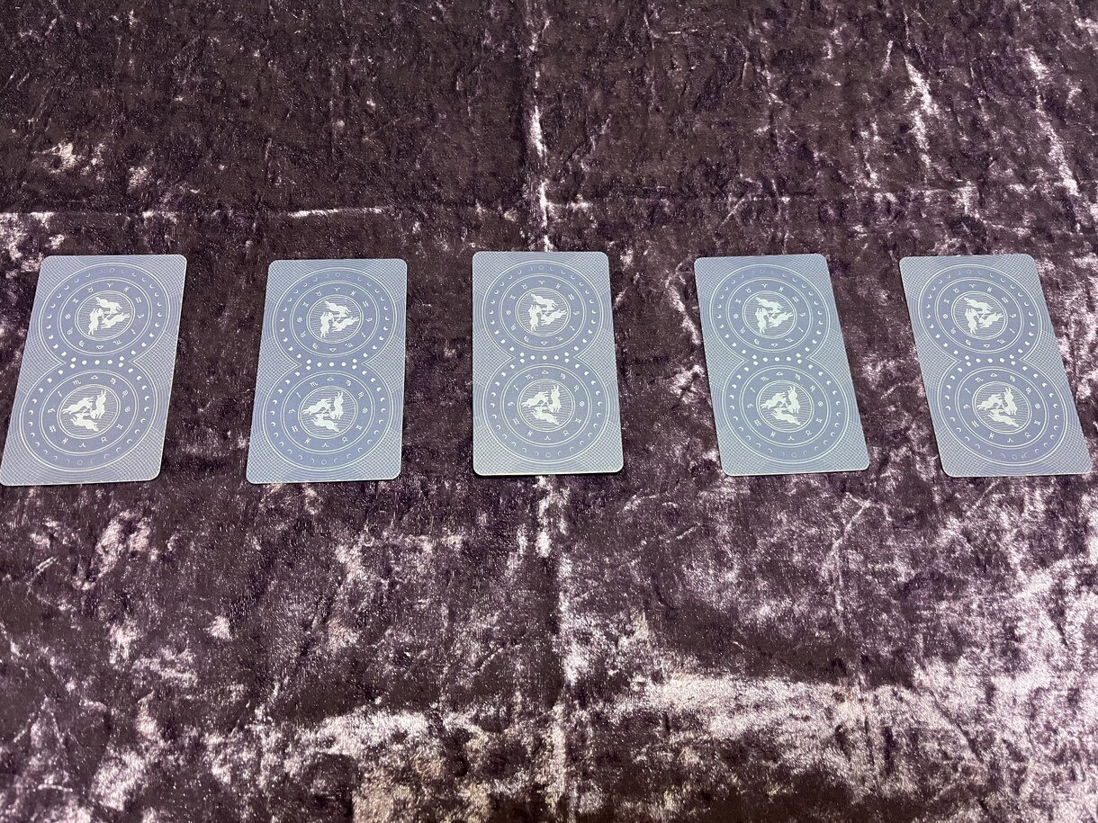 タロット5カード占い★シンプルに鑑定します そのお悩みの現状・課題・障害・結果・影響の5項目をみます イメージ1