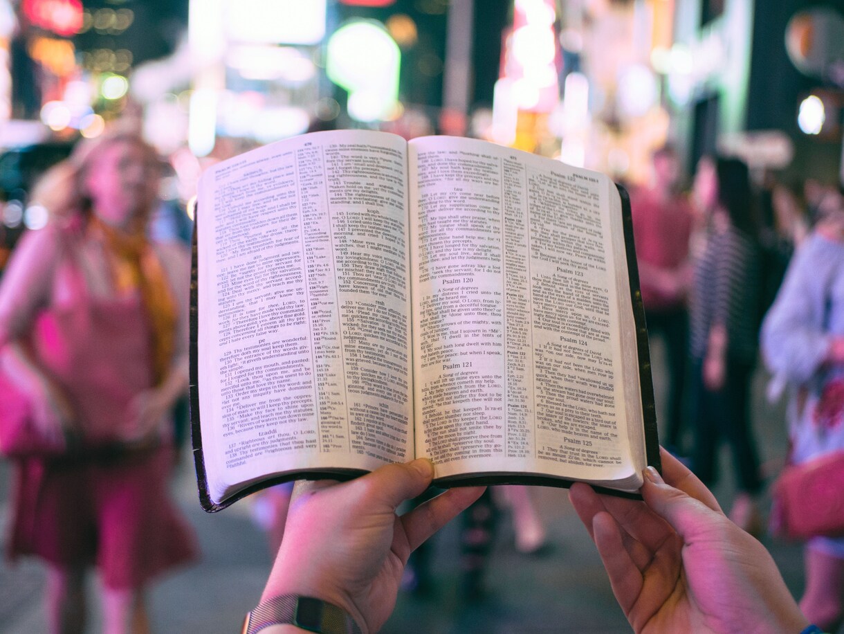英語の偏差値を爆上げする大学受験勉強方法を考えます 偏差値42の高校初の現役MARCH合格を果たした男の勉強方法 イメージ1