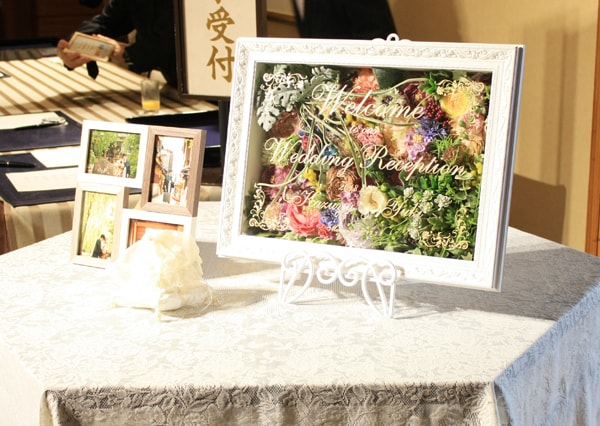 特別なフレームフラワーを作ります オリジナデザインのお花に刻印もお入れします。ウェルカムボード イメージ10