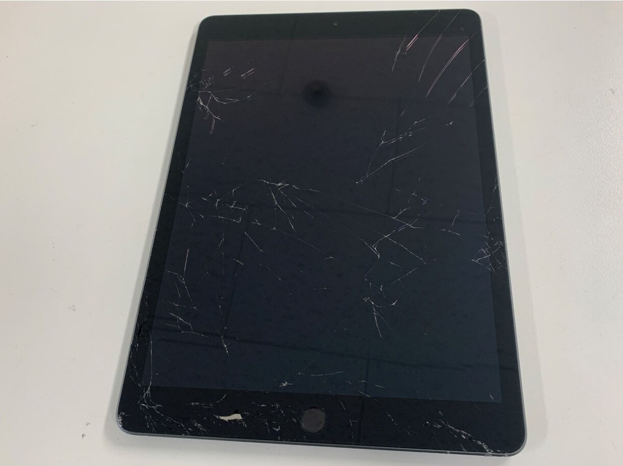 iPad第8世代の画面交換承ります iPad修理は郵送修理ポストリペアにお任せください！ イメージ2
