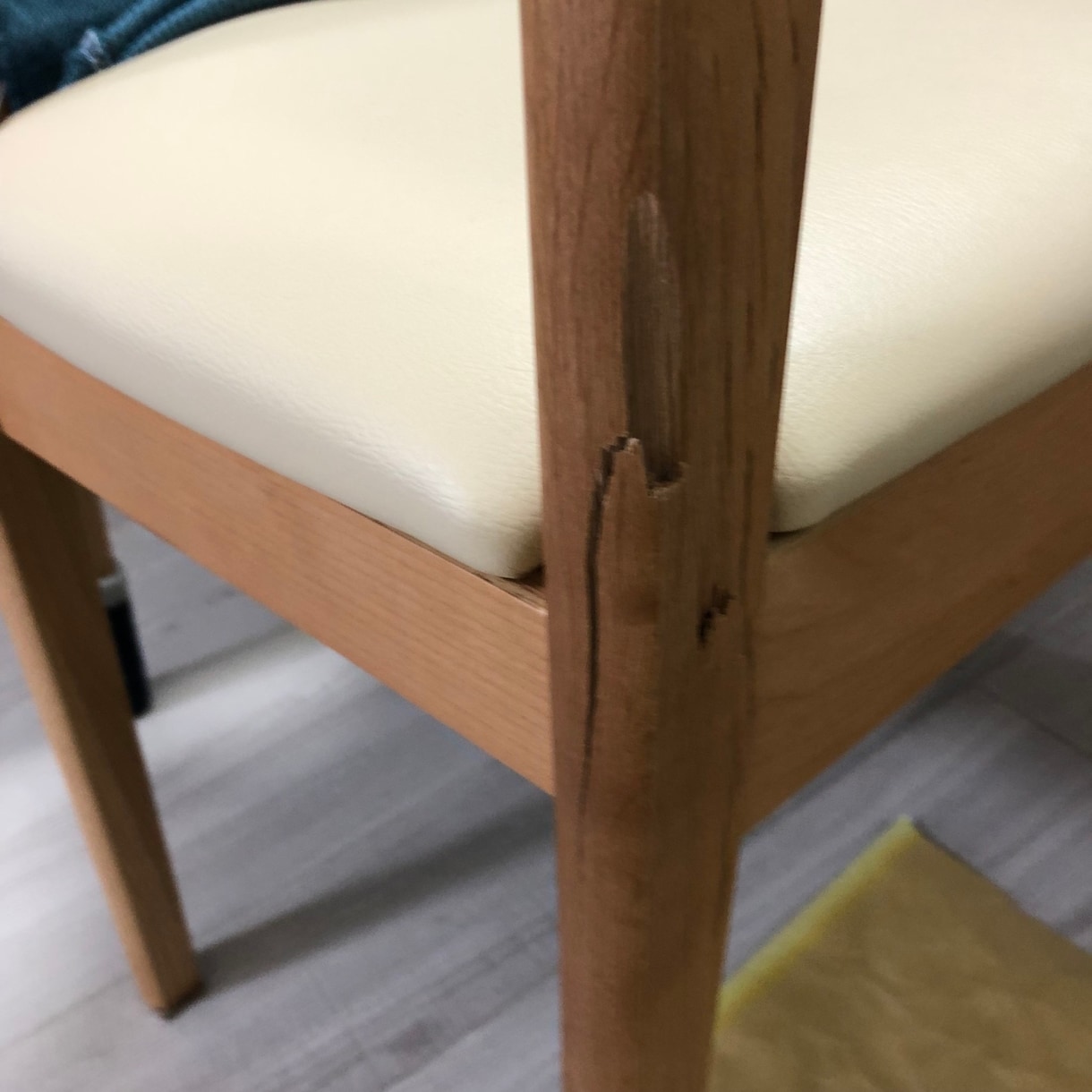 おてもちの家具、小物の補修承ります 思い出の家具、小物類を蘇らせます イメージ2