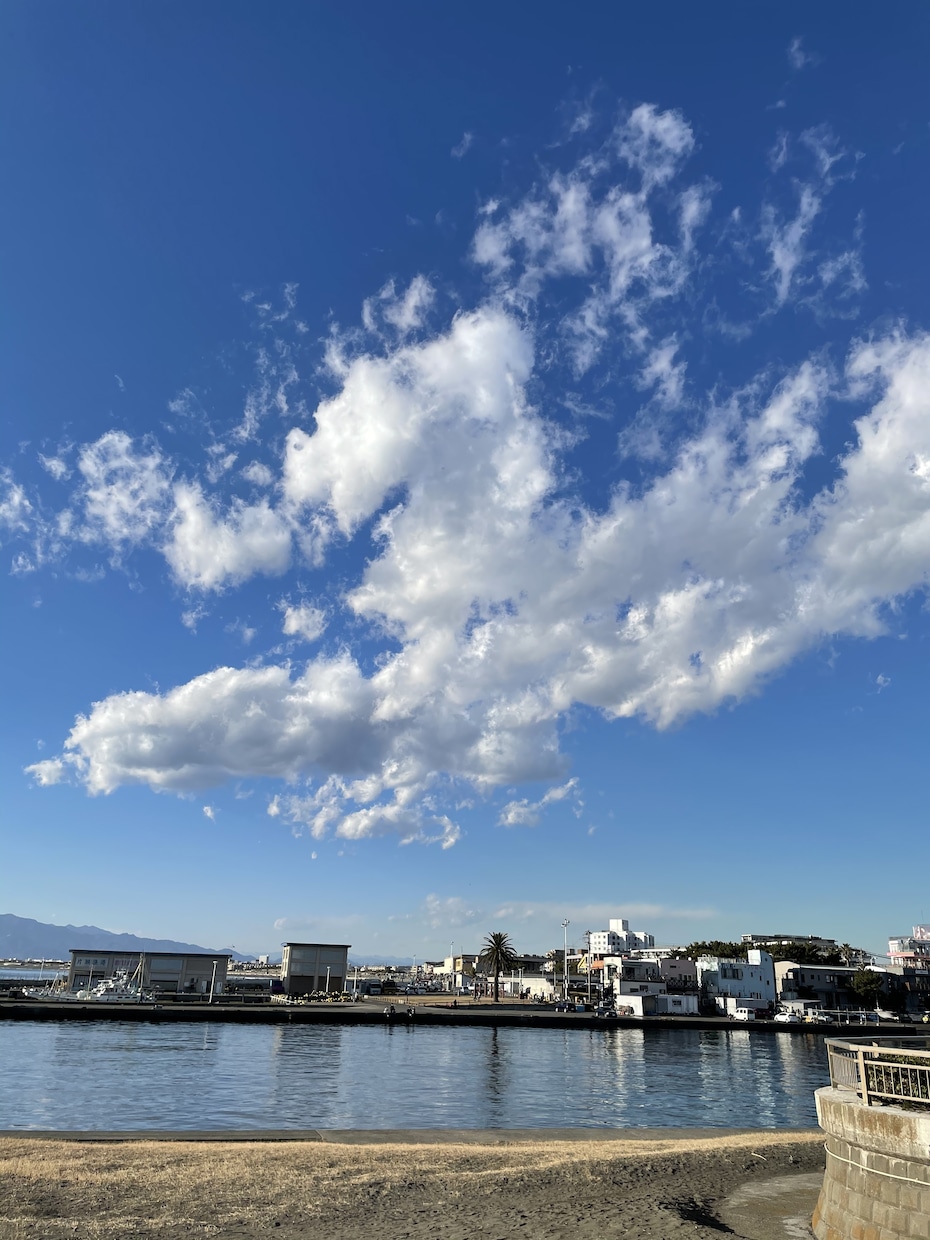 一筋縄ではいかない恋愛のお話し伺います ツインレイに出会ってしまったかもしれない方を応援します イメージ1