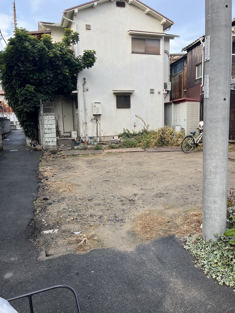 住宅・家計・暮らしに関すること全て相談に応じます 宅建士・FP2級・行政書士資格もあり、実務経験も豊富です！ イメージ5