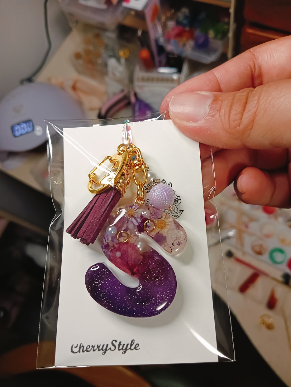 お好きなデザインでイニシャルチャーム作ります 鹿児島から全国発送しています♪ イメージ1