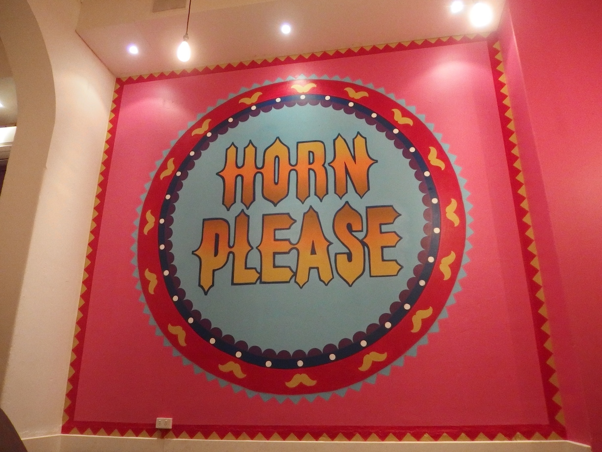 海外絵画歴16年！他にない話題性あるペイントします 〓看板 壁画 海外アート 似顔絵 広告デザイン イラスト作 イメージ6