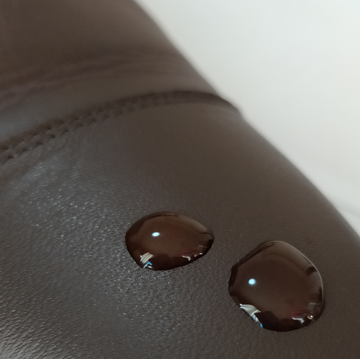 カバン・財布··未使用の革製品をコーティングします 【コーティング】は、より長く使うためにもっとも効果的な方法 イメージ1