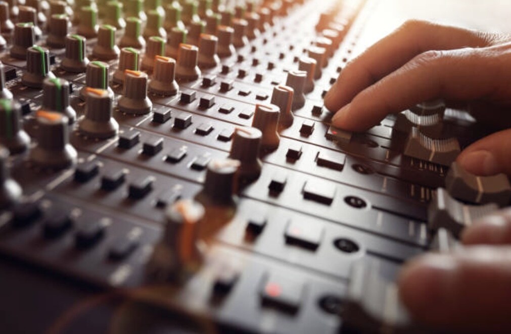 ロック系オリジナル楽曲を圧倒的低価格で作ります 期間限定値下げ！初心者必見！貴方だけのロック系楽曲を格安で！ イメージ3