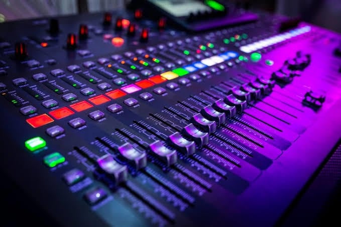 プロが作曲、編曲承ります ご相談大歓迎！鼻歌や歌詞からでもお作り致します！ イメージ3