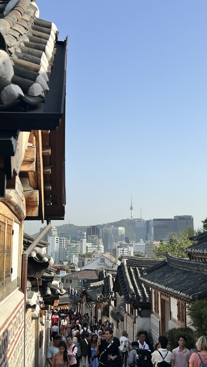 韓国ソウルで撮影した綺麗な動画と写真提供します カフェやポップアップなどリクエスト可能！プラス料金で編集も！ イメージ4