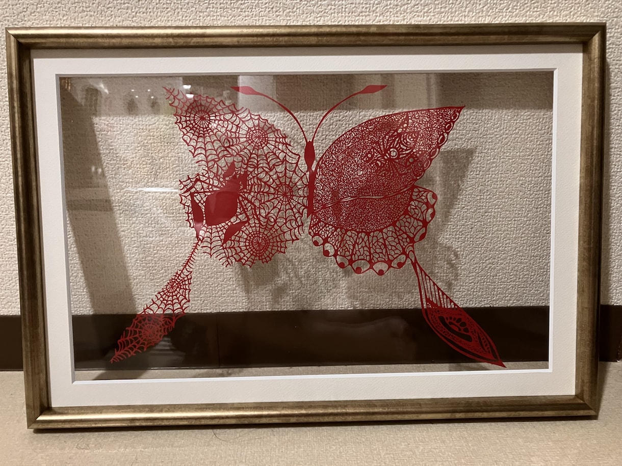 独創的❓抽象的❓な切り絵を切ります 何だこれは❓❓❓目の錯覚か❓❓❓ イメージ2
