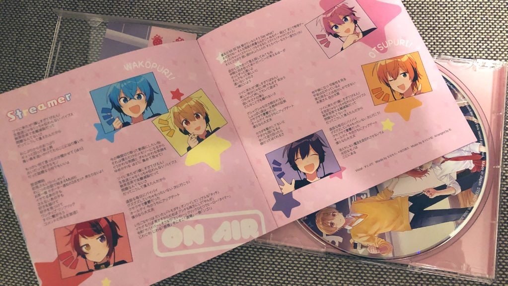 有名実績多数のデザイナーがジャケット作ります アイデア出しが得意で、様々な方向性でご提案します。 イメージ3