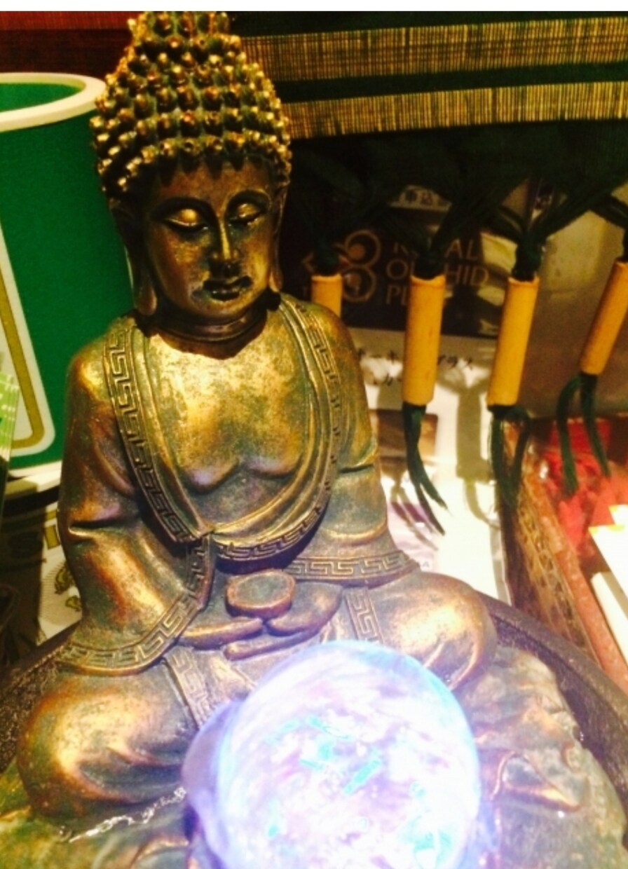 大切な人にお話を聞きます 心のモヤモヤや悩みなんでも教えて下さい。 イメージ1