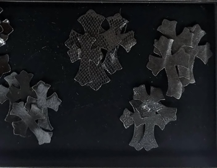 パッチ作成・縫い付けます ワンポイントで変わる。クロス＆スターの存在感。 イメージ1