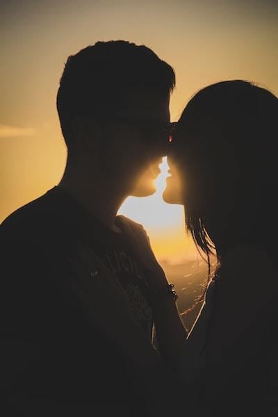 貴方にとっての運命の人って？？結婚運の全貌を視ます 【運命の人】霊感タロットで視る外見的特徴、年齢、人柄、財運 イメージ5