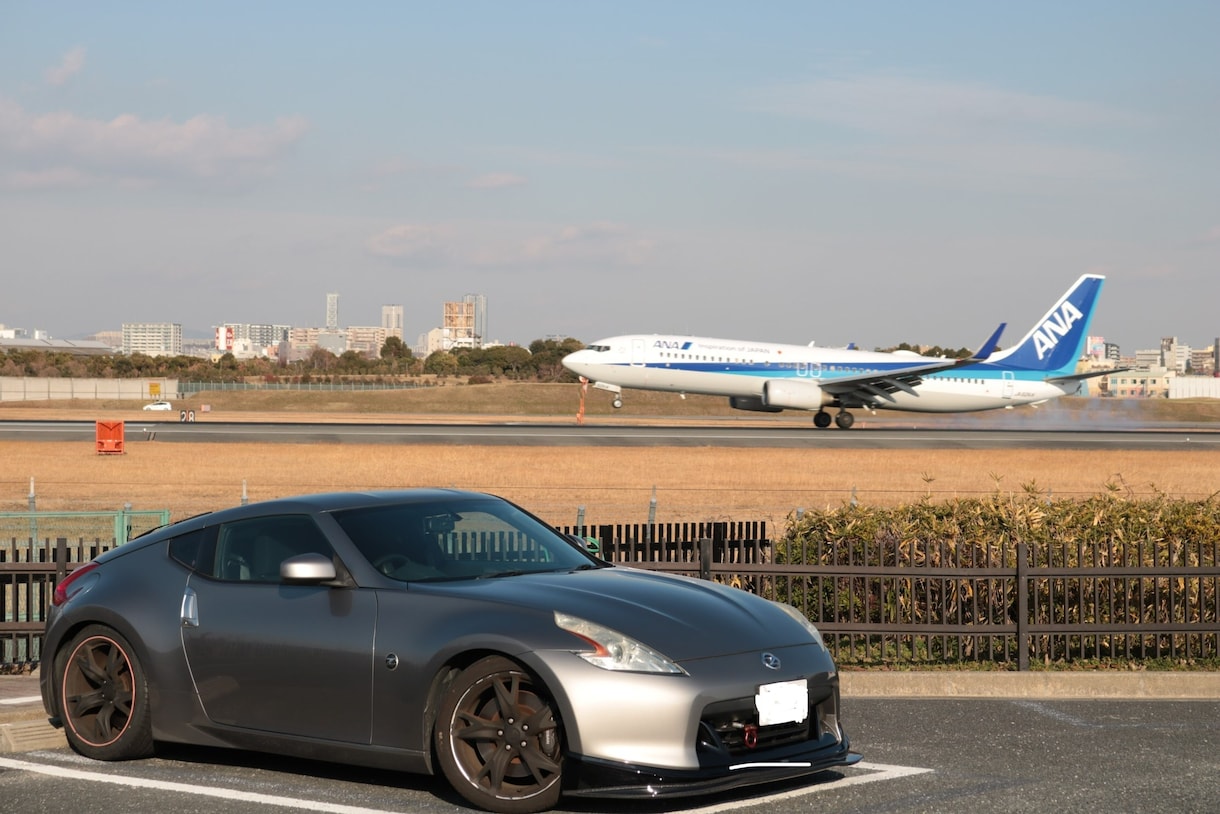 主に伊丹空港発着の飛行機の写真を撮ります 皆さん自慢の車やバイクを飛行機と一緒に撮影してみませんか？ イメージ1