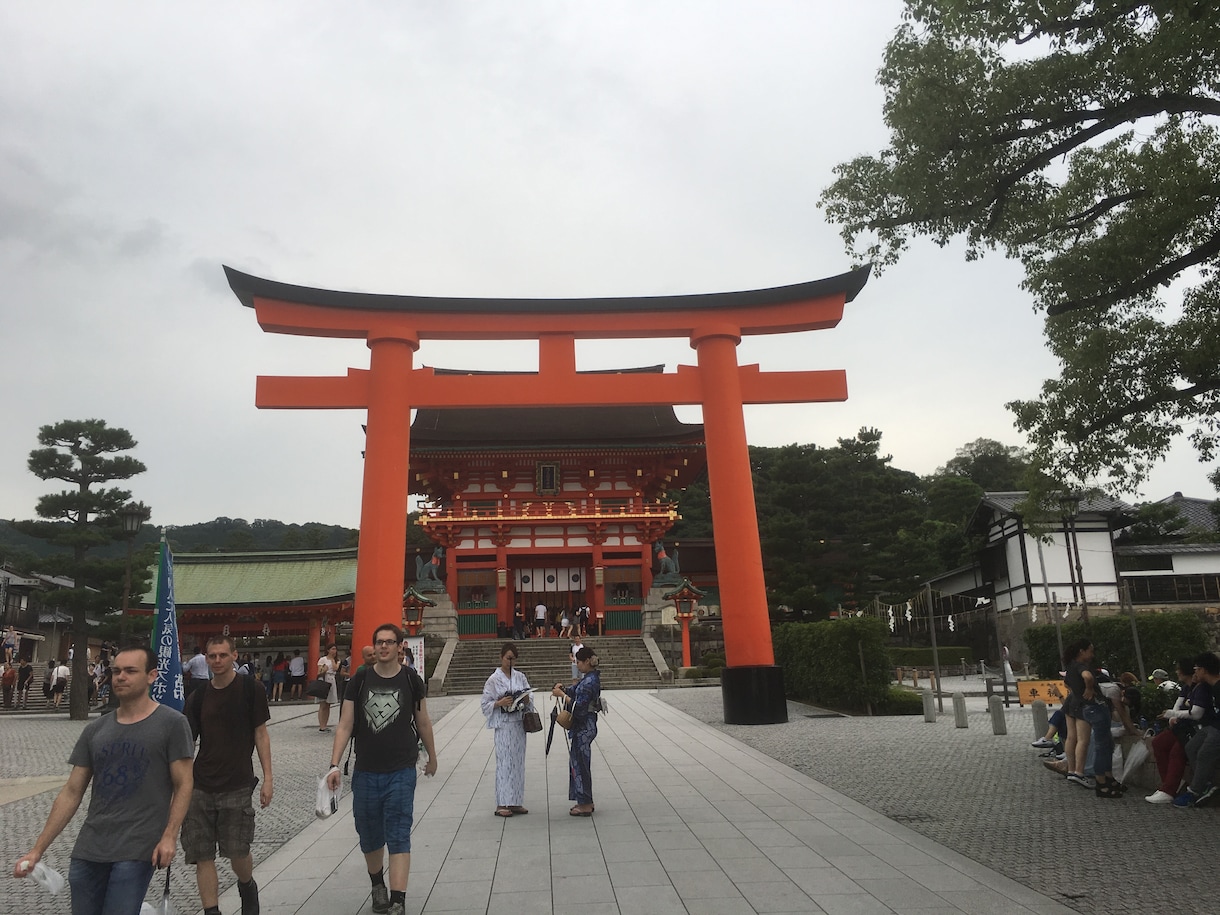 厄除けします、京都の伏見稲荷神社で祈祷します 商売厄除けをします、不景気が続いて困ってるかた イメージ1