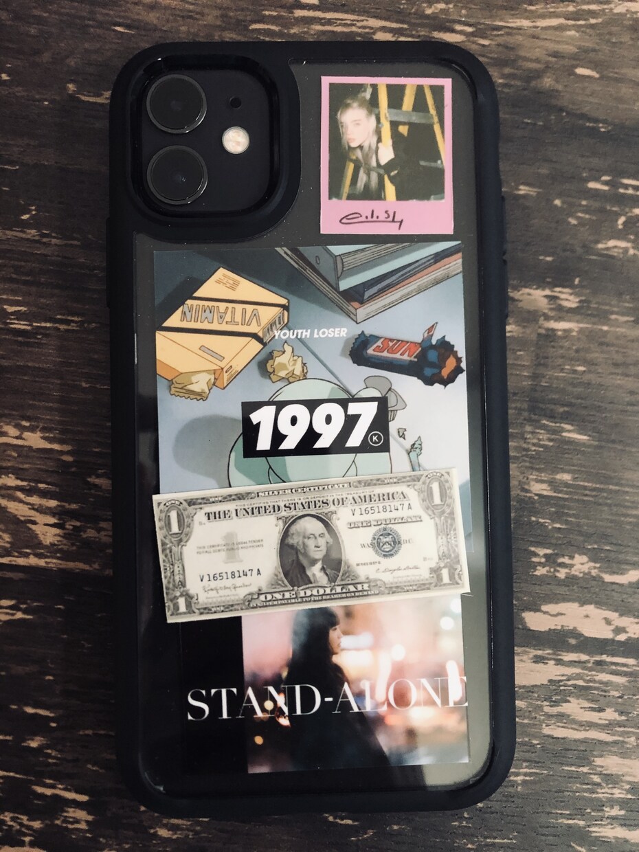 10代を中心におしゃれなケースの販売をします おしゃれ　iPhoneケース　オリジナル イメージ1