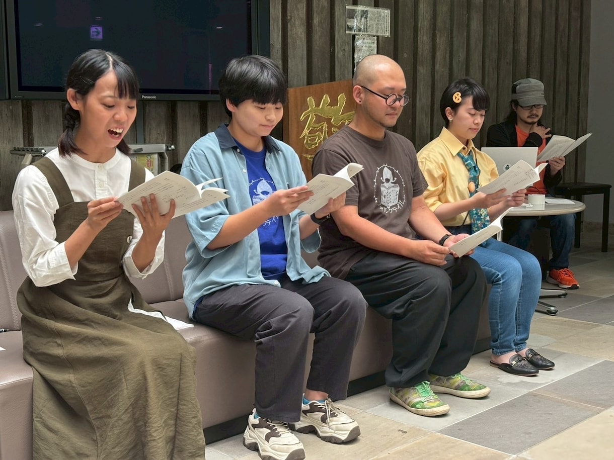 心に残るオーダーメイドの短編脚本をお書きします 依頼者様の想い・テーマ・場面に合わせた台本をお作りします。 イメージ2