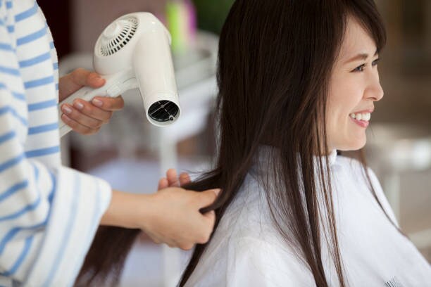 オーダメイドのヘアスタイル提案します 髪質や骨格はもちろん、仕事・ライフスタイルに合うスタイルを イメージ10