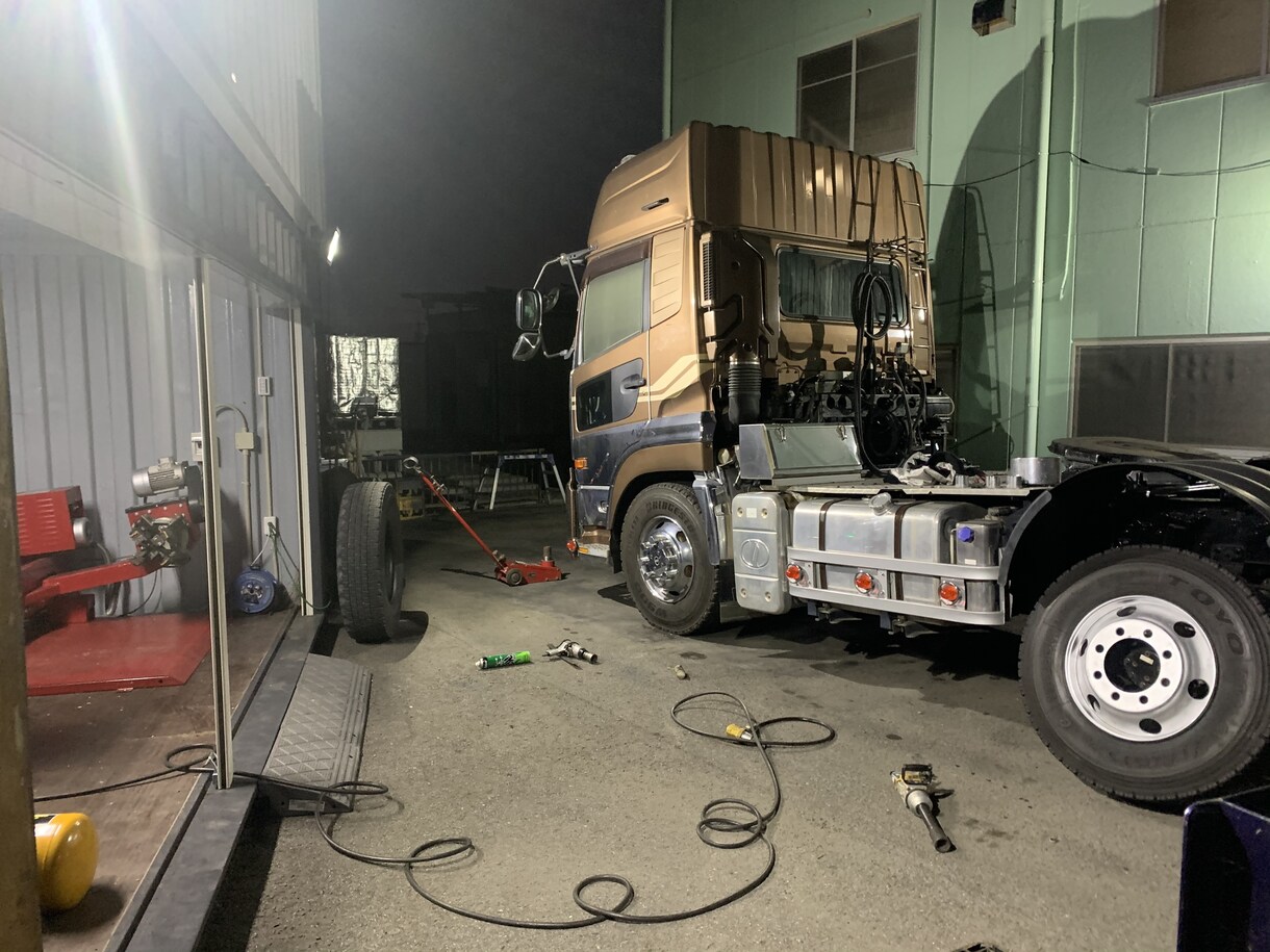 大型〜常用車、軽自動車のタイヤ交換教えます 手に職付けて周りとの差をつけちゃいましょう！ イメージ3