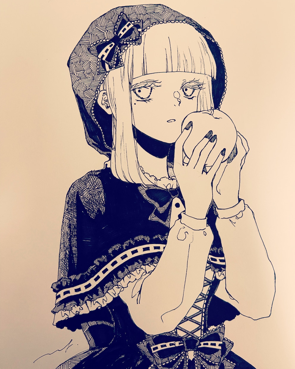 モノクロで創作ロリィタファッションの少女を描きます どこか陰鬱だけど、かわいい世界を。 イメージ3