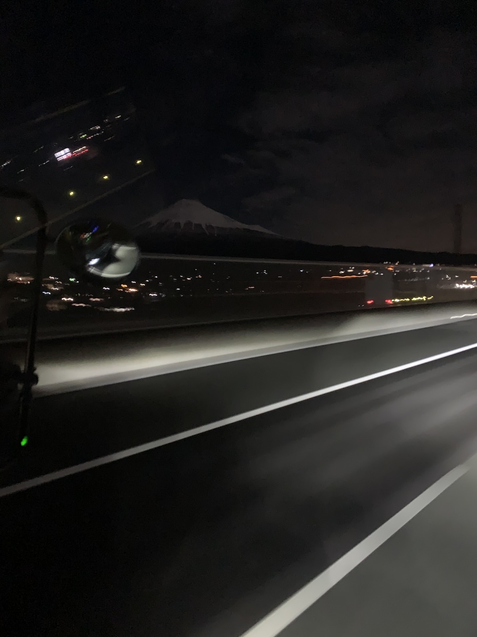 なかなか寝れない方電話お付き合いします 悩み事、暇潰し、相談等どなたでもお待ちしております。 イメージ1