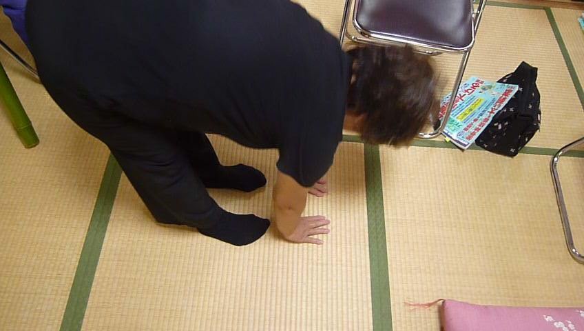 原田式座るケアーで前倒し柔軟改善方法教えます 椅子に座るケアーで血流改善、柔軟回復、元気改善 イメージ2