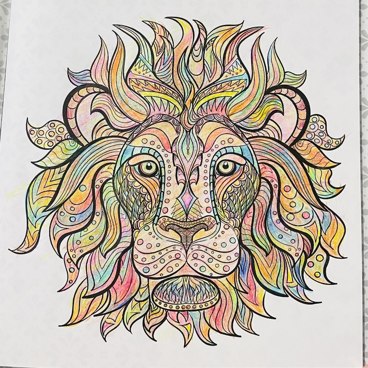 指定の線画に色鉛筆で彩色します 美大卒のアーティストが色塗りします！繊細で優しい色使いです。 イメージ1