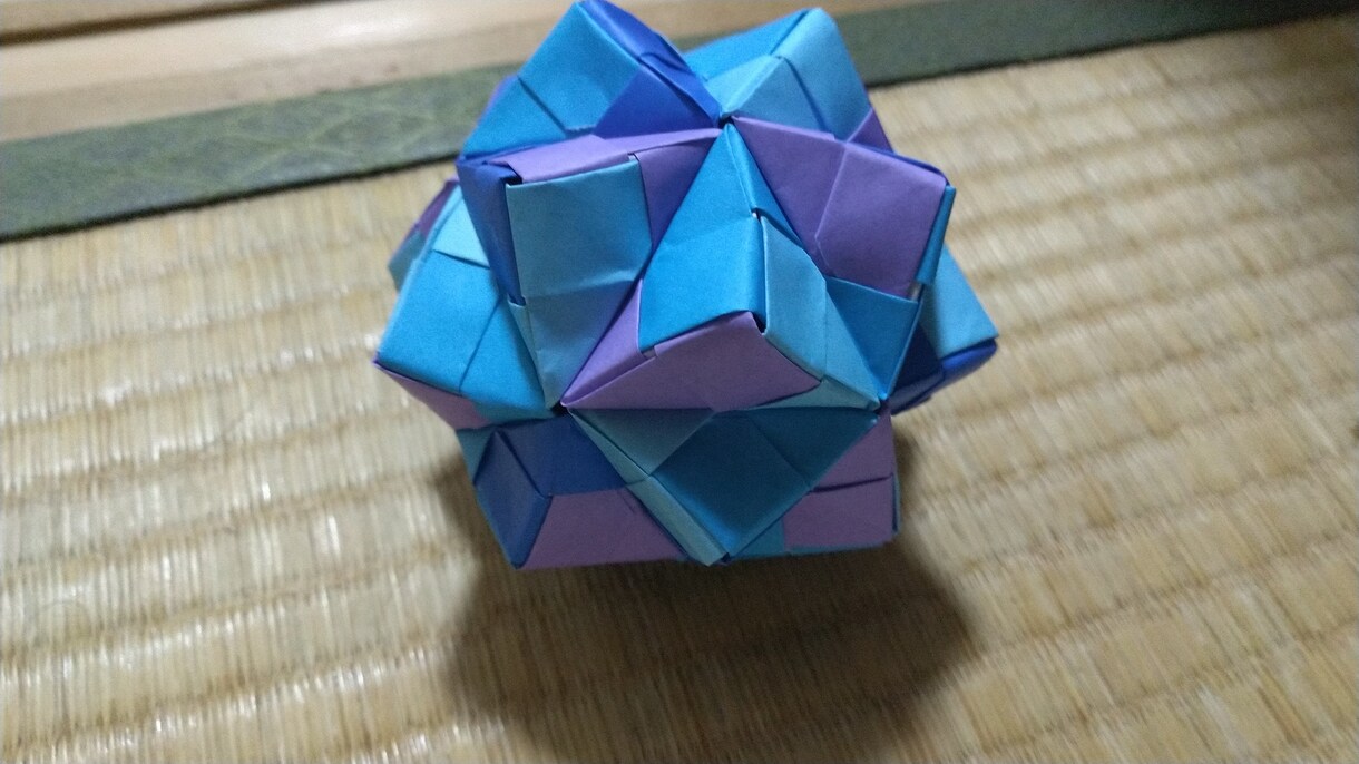 ユニット折り紙の作り方を教えます 簡単なユニット折り紙の作り方を教えます。 イメージ5