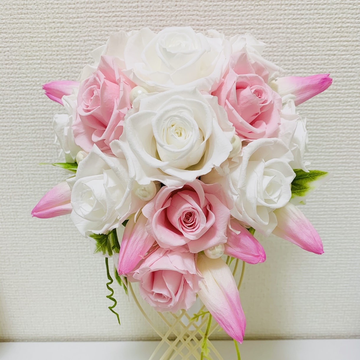 プリザアレンジで幸せと癒しを運びます お花を誰かのために贈りませんか？ イメージ2