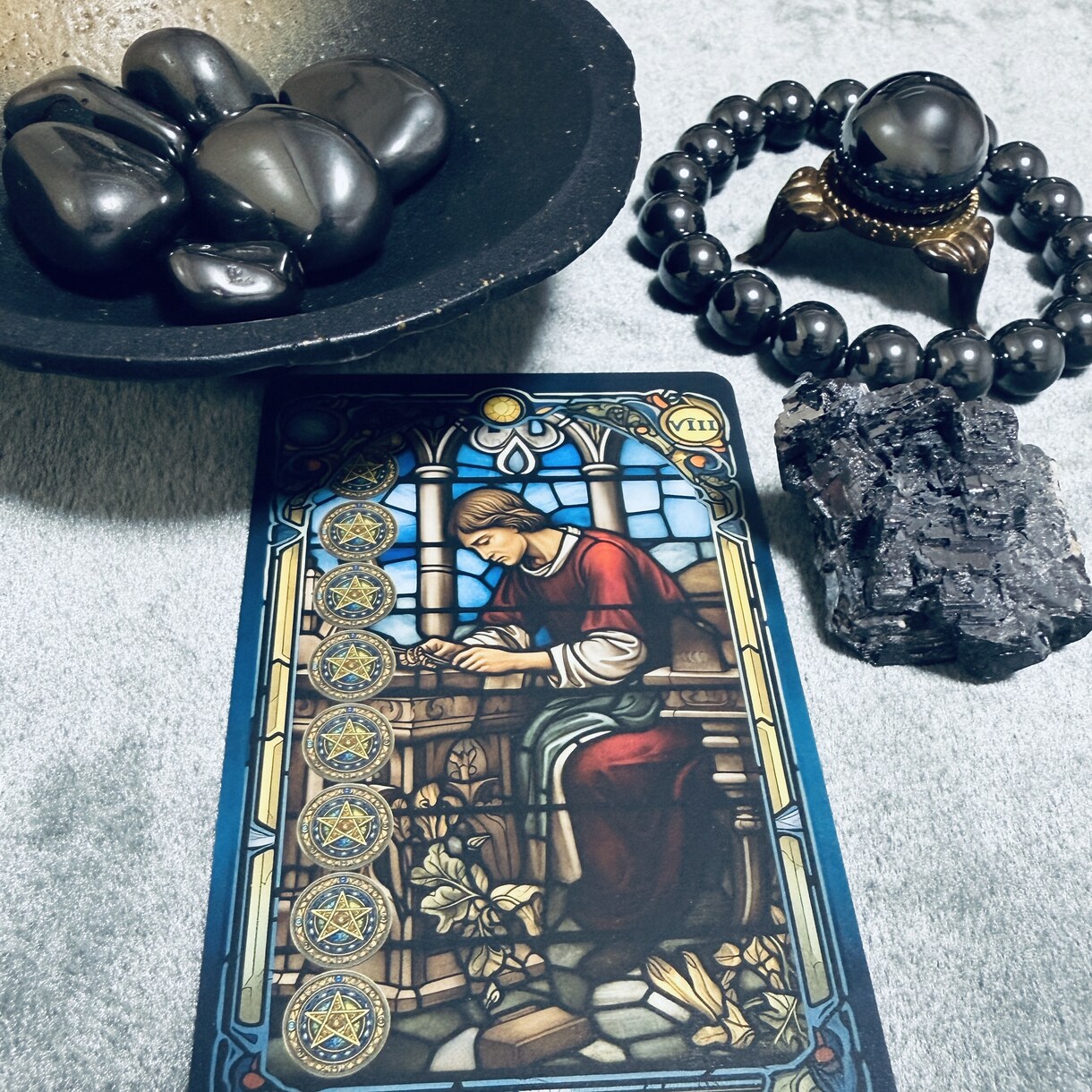 元ホストが導く✡️現実派タロットで占い寄り添います 悩みの本質と向き合い解決への糸口を一緒に探ります✨ イメージ3